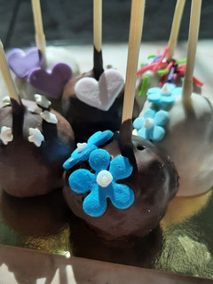 Una foto de Cake pop (chupetines de torta)