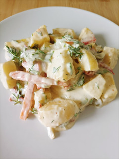 A picture of Potato Salad with Sauce.