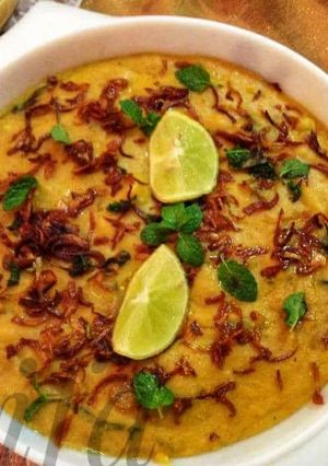 A picture of Murgh Haleem.