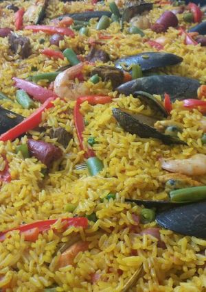 Una foto de Paella valenciana