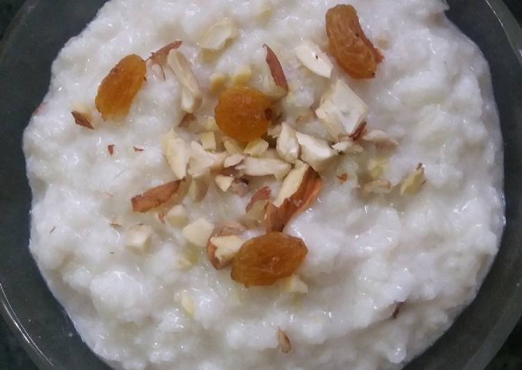 Dahi chura (poha curd and nuts mix)