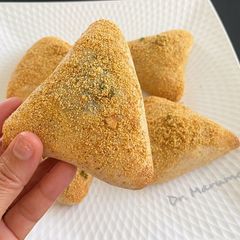 Onigiri Spinach Buns #Sourdough Recipe A picture of Onigiri Spinach Buns #Sourdough Recipe.