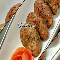 A picture of Rajma kababs.
