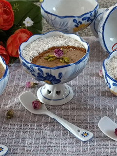 عکسی از دستور فرنی خرما و موز