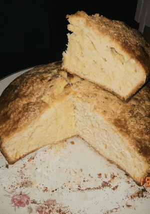 Una foto de Torta de vainilla crocante💌