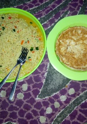A picture of Indomie da kwai.