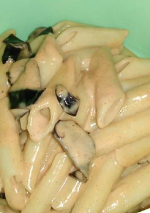 Foto resep Pasta keju jamur a la kosan 🍝🍄