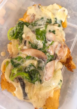Foto resep Fried Dori with Spinach Mushroom Cream Sauce