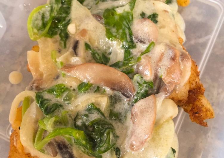 Fried Dori with Spinach Mushroom Cream Sauce