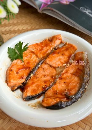 Hình của món Cá Hồi Sốt Teriyaki.