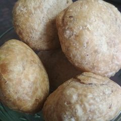 A picture of Moong dal kachori.