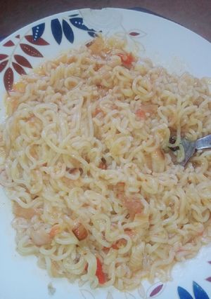 صورة لوصفة اندومي على طريقتي تخبل 😋❤️❤️
