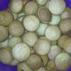 Strawberry cup cakes A picture of Strawberry cup cakes.