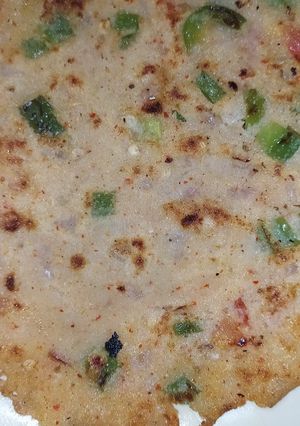 A picture of Rava uttapam.