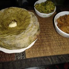 A picture of Morianga powder roti.