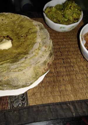 A picture of Morianga powder roti.