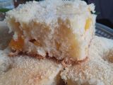 Torta dulce de coco y durazno