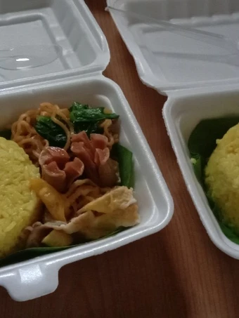 Langkah Gampang Membuat Resep  Nasi kuning simpel yang Enak, Lezat Sekali