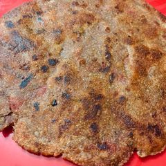 A picture of Sabjiwala bajra paratha.