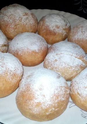 A picture of Cinnamon roll's.