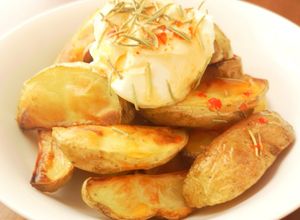 Foto di Patate novelle al forno con Thai Sweet Chili e panna acida