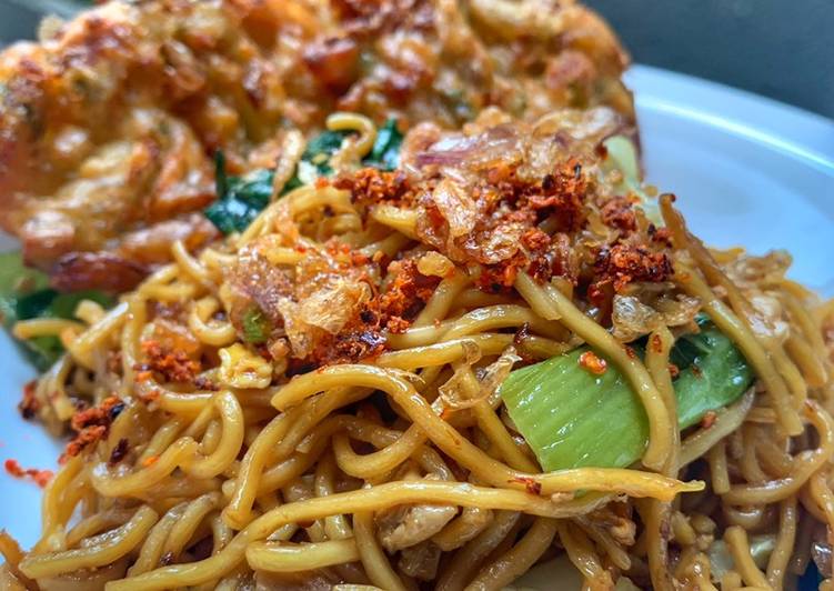 Langkah Mudah untuk Menyiapkan Mie goreng ala chinese food Anti Gagal