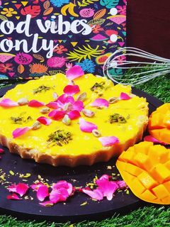 मैंगो रबड़ी टार्ट (Mango rabri tart recipe in Hindi) रेसिपी मुख्य फोटो