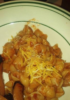 A picture of Mexican Mac & Cheese.