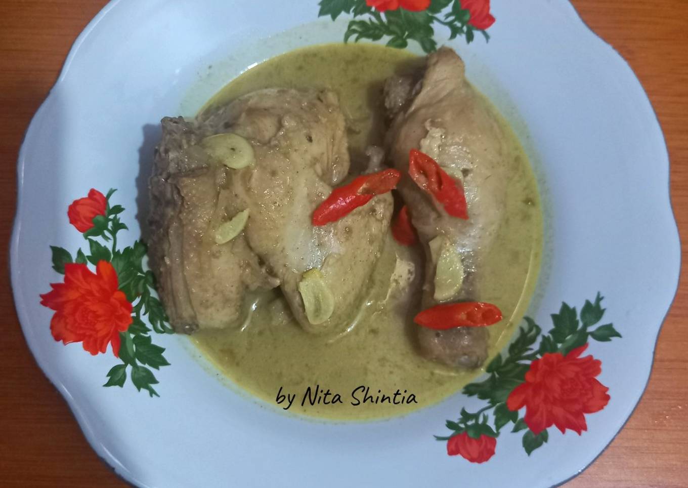 Opor Ayam (Bumbu Bamboe)