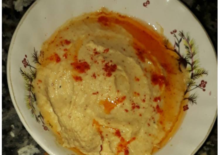 Step-by-Step Guide to Make Quick Hummus