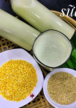 Hình của món Sữa hạt đậu xanh mè rang cực chuẩn thơm cho bé & ăn chay.