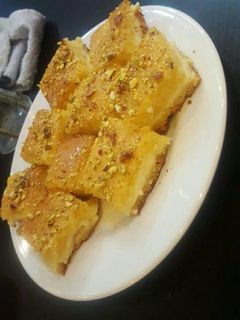صورة لوصفة بسبوسة محشية بالقشطه