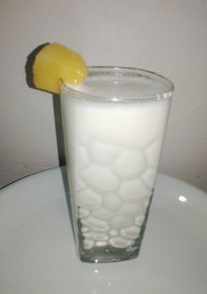 A picture of Pineapple Smoothie.