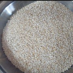 A picture of Puffed Rajgira seeds.