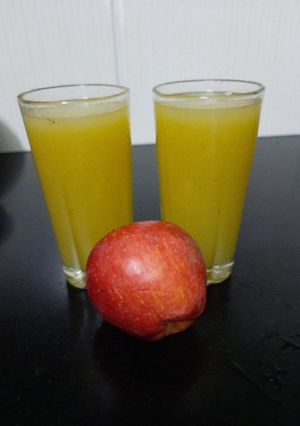 A picture of Apple juice.