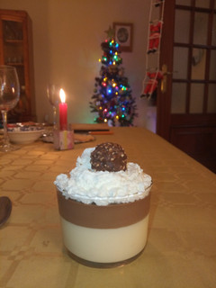 Una foto de ~ Vasito dos chocolates~