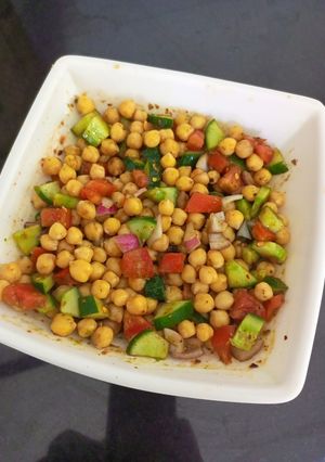 A picture of Easy & Healthy Chickpea Salad.