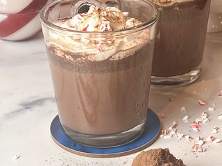 Holiday Hot Chocolate🍫