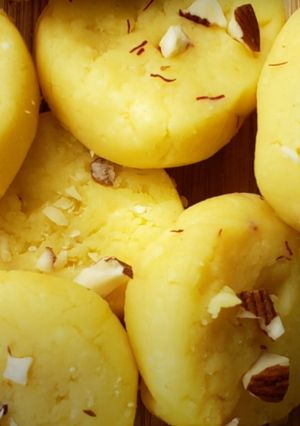 A picture of Instant KesarMalai Peda Recipe | Malai Peda | Mawa Peda | Only 3 ingredient and instant recipe.
