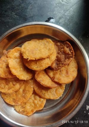 मसाला पापड़ी (Masala papdi recipe in hindi) रेसिपी मुख्य फोटो