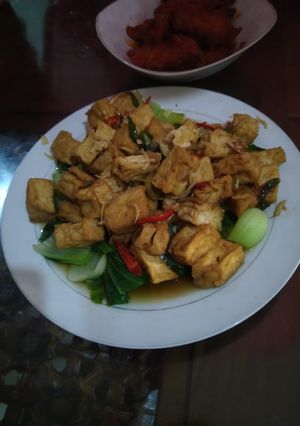 Foto resep Pokcoy siram tahu teri medan