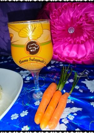 A picture of Carrot juice 🥕🍹.