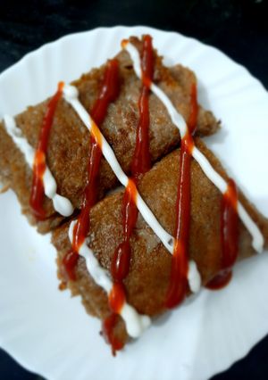 A picture of Water chestnut and buckwheat flour Spring Roll.