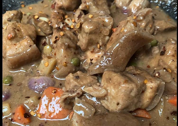Recipe of Any-night-of-the-week Filipino Food Series: Mom’s Sweet &amp; Spicy Pork Caldereta (Pork Stewed in Liver Paste)