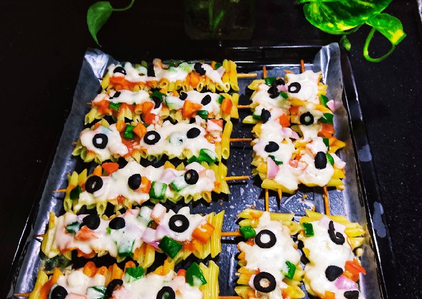 Penne Pizza Sticks