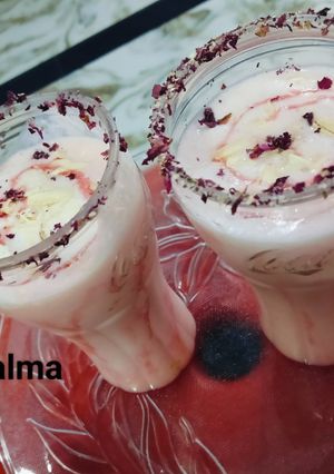 रूहअफ़ज़ा लस्सी रेसिपी मुख्य फोटो