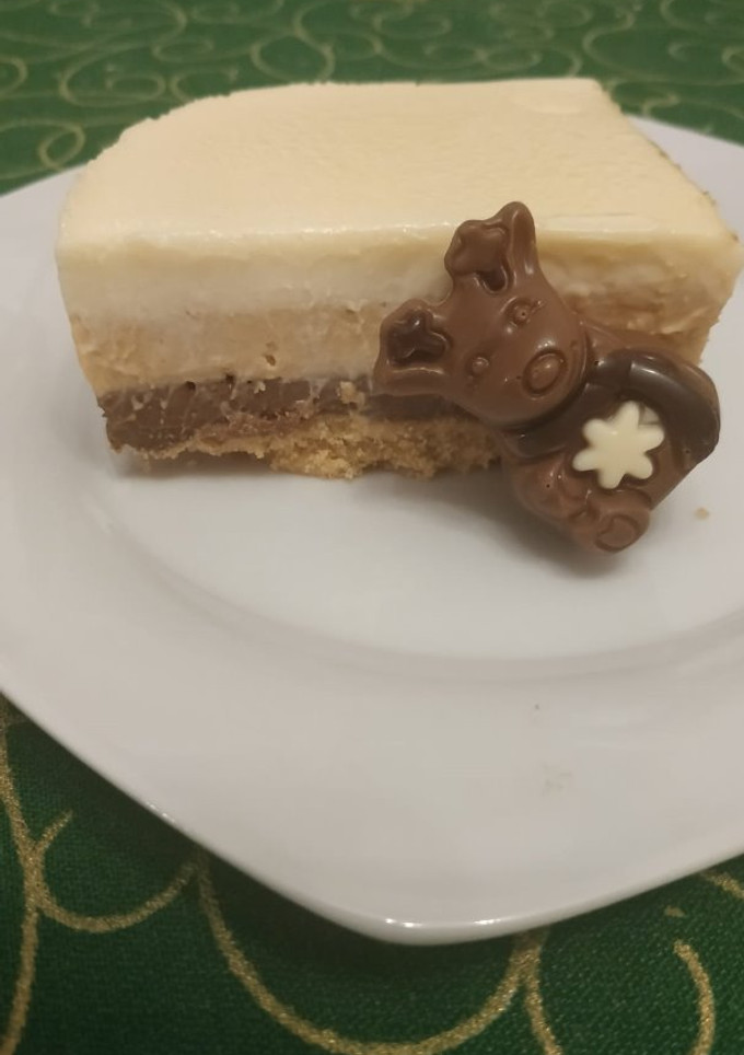 Una foto de Tarta de turrón y dos chocolates con Thermomix