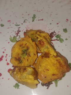 A picture of Stuffed lauki pakauda.