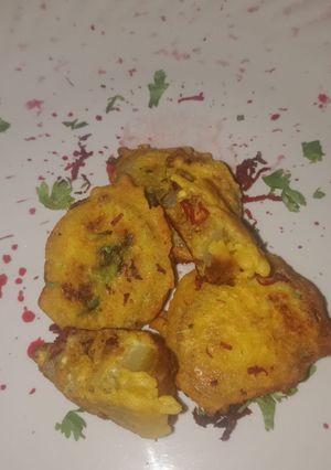 A picture of Stuffed lauki pakauda.
