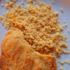 A picture of Biscuits.